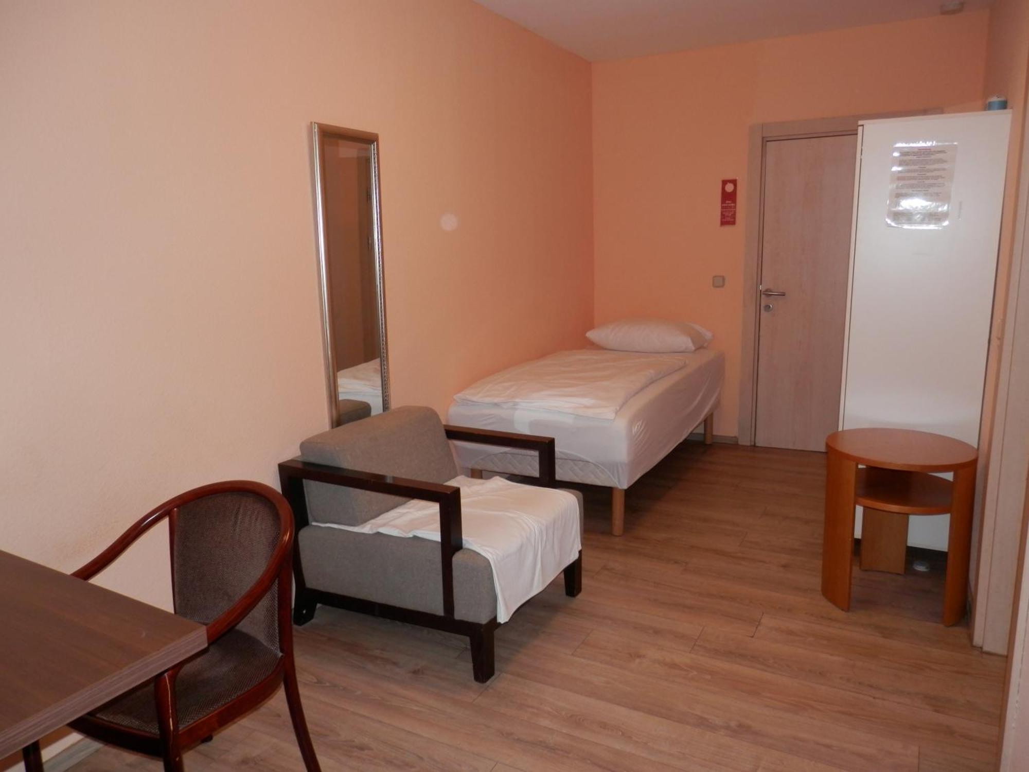Relax Hotel-Ludwigshafen ภายนอก รูปภาพ